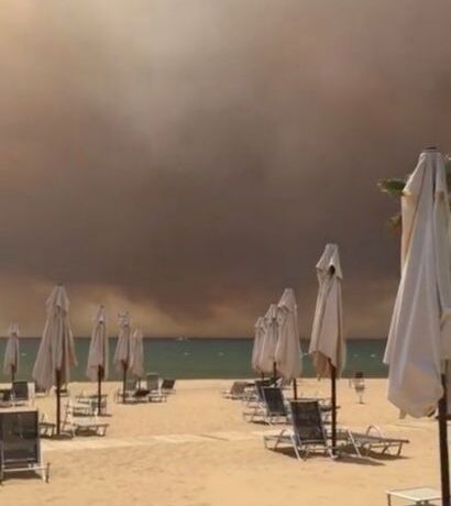 Τουρκία: Πύρινος εφιάλτης στην Αττάλεια – Τραυματίες και καμένα σπίτια