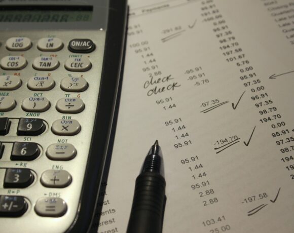 Φορολογικές δηλώσεις: Παρατείνεται η προθεσμία μέχρι 27/8 για την έκπτωση του 3%