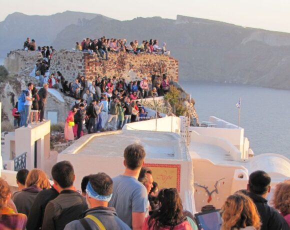 Collette Brings Tourists To Greece In Cooperation With Amphitrion Prisma