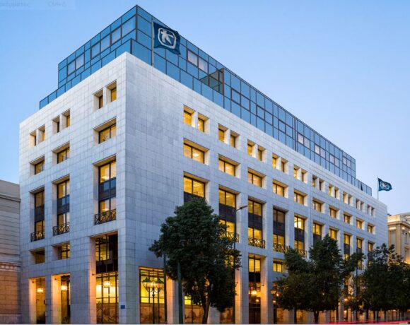 Jp Morgan για Alpha Bank: Τα σενάρια για ένταξη σε δείκτες των Msci και Ftse – Eισροές έως 200 εκατ