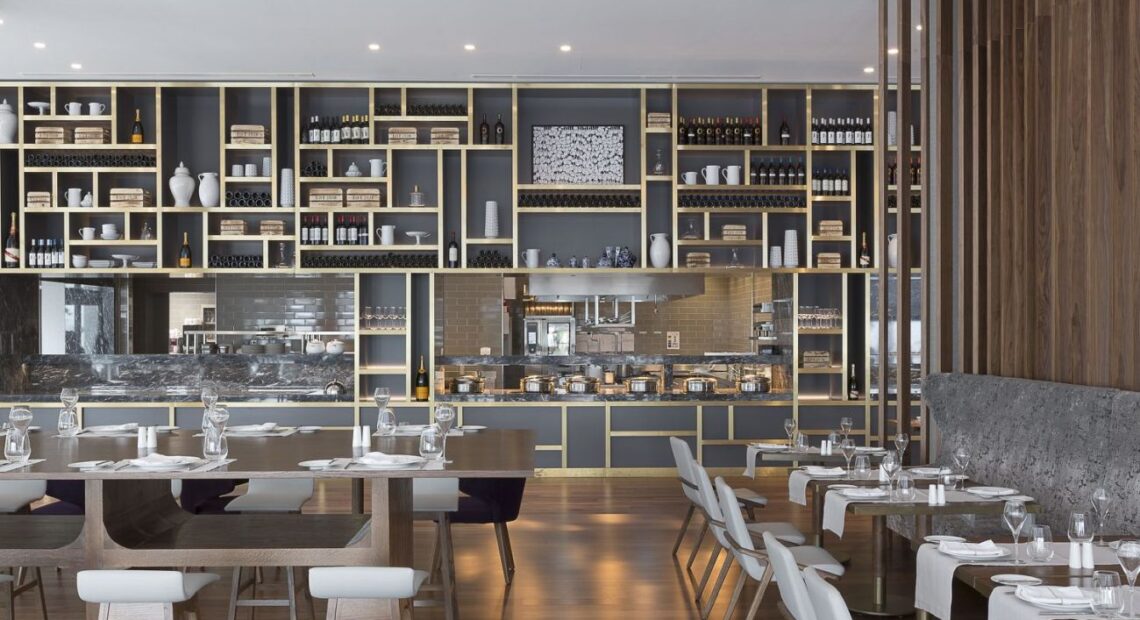 Makedonia Palace’s Salonica Restaurant Once Again Wins Greek Cuisine Award