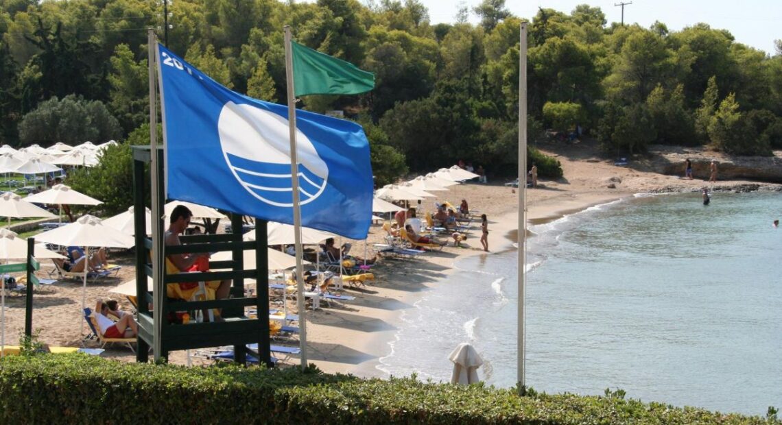 Blue Flags Taken Down From 15 Greek Beaches