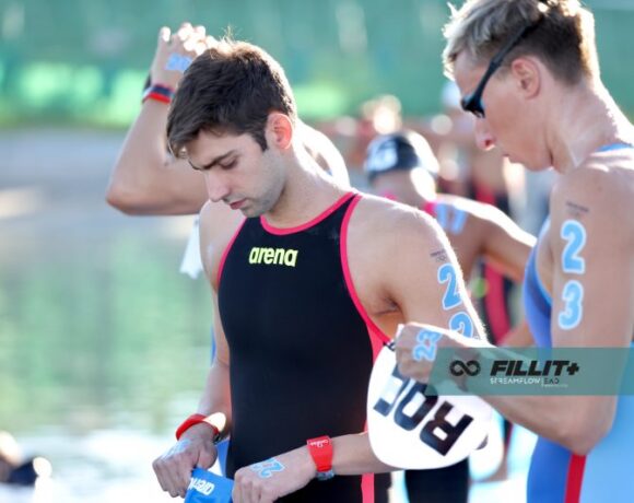 ΑΠΟΣΤΟΛΗ ΤΟΚΙΟ: Photofeed ο Σούπερμαν Κυνηγάκης (photos)