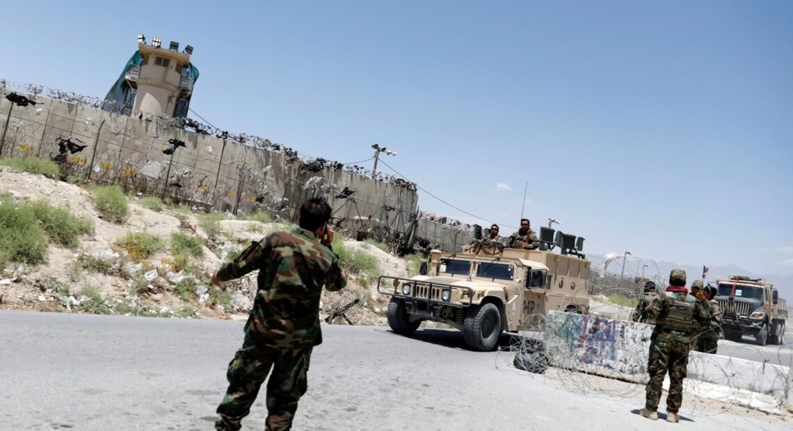 Αφγανιστάν – Οι Ταλιμπάν κατέλαβαν τρίτη πρωτεύουσα επαρχίας – Σφοδρές μάχες