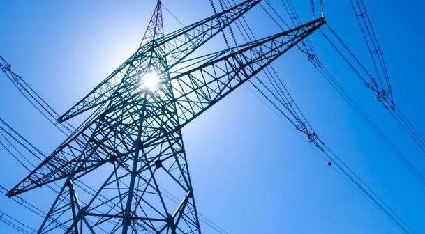 Βυθίσεις τάσης στο σύστημα ηλεκτροδότησης από την πυρκαγιά στη Βαρυμπόμπη