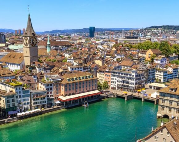 Κορωνοϊός: Γιατί η Ελβετία διαχειρίστηκε καλύτερα την πανδημία