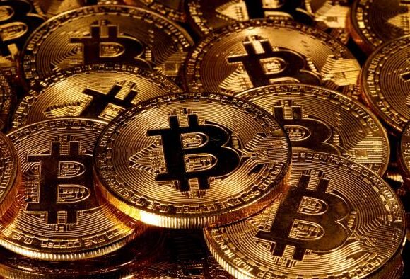 Κρυπτονομίσματα: Σε Bitcoin οι δοσοληψίες της μαφίας