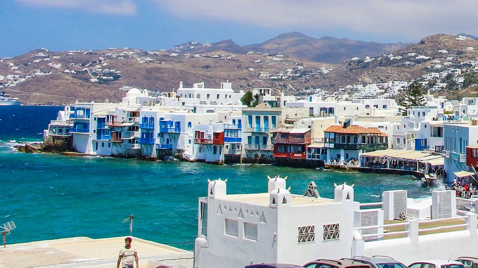 Μύκονος: Διήμερο λουκέτο σε γνωστό Beach Restaurant για φορολογικές παραβάσεις