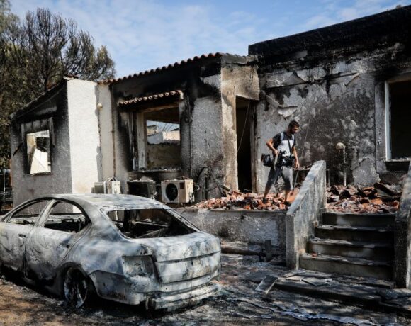 Πυρόπληκτοι: Πώς και ποιοι απαλλάσσονται φέτος από ΕΝΦΙΑ, φόρους και εισφορές 