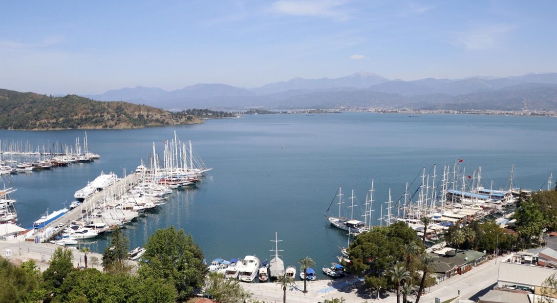 Τουρκία: Πώς οι πυρκαγιές «έκαψαν» και τον τουρισμό