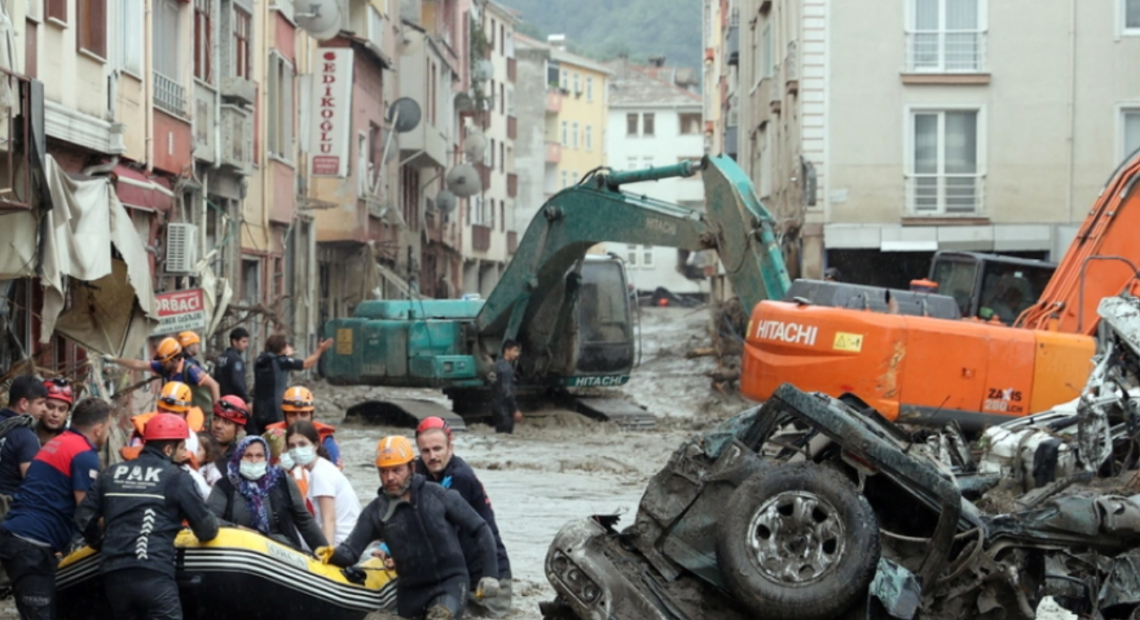 Τουρκία: Τουλάχιστον 40 οι νεκροί από τις σαρωτικές πλημμύρες