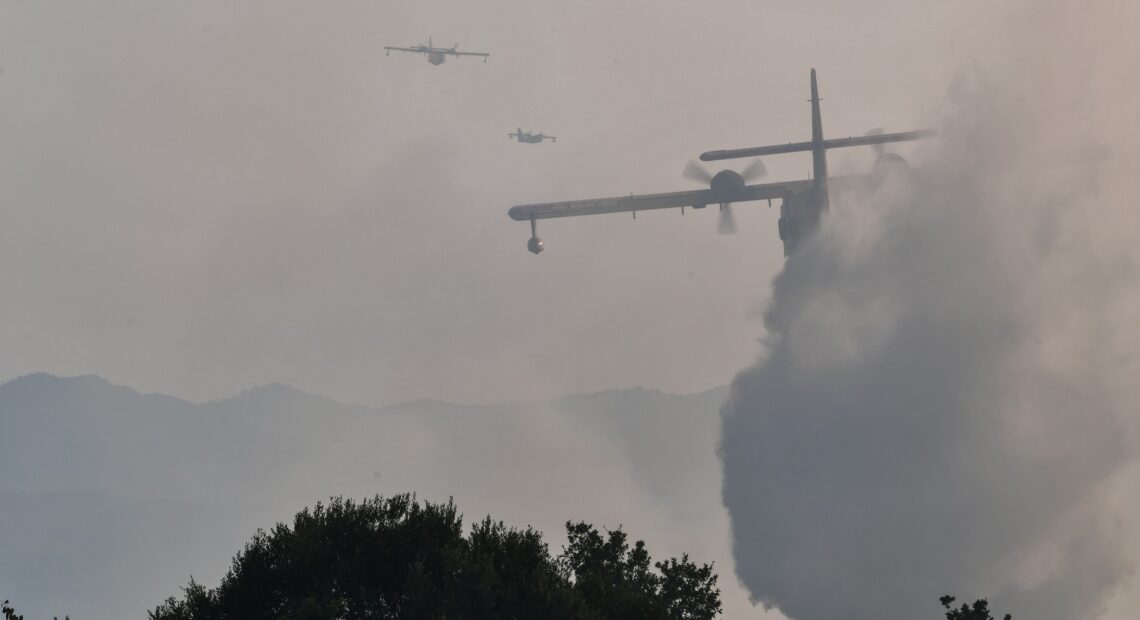 Φωτιά στη Γορτυνία: Ενεργό το πύρινο μέτωπο – Επιχειρούν επίγειες και εναέριες δυνάμεις