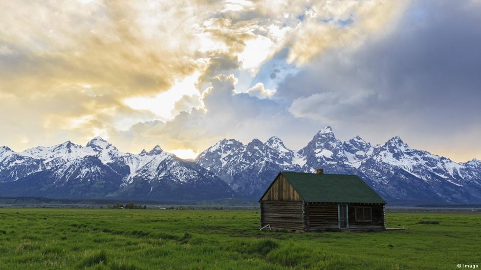 Fed: Αλλάζει η νομισματική πολιτική της; – Το… μαντείο του Τζάκσον Χολ κρατά σε αγωνία τις αγορές