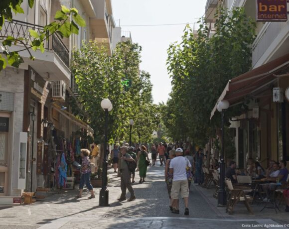Nbg: Tourism – Consumption To Bolster Greek Economy In Q2