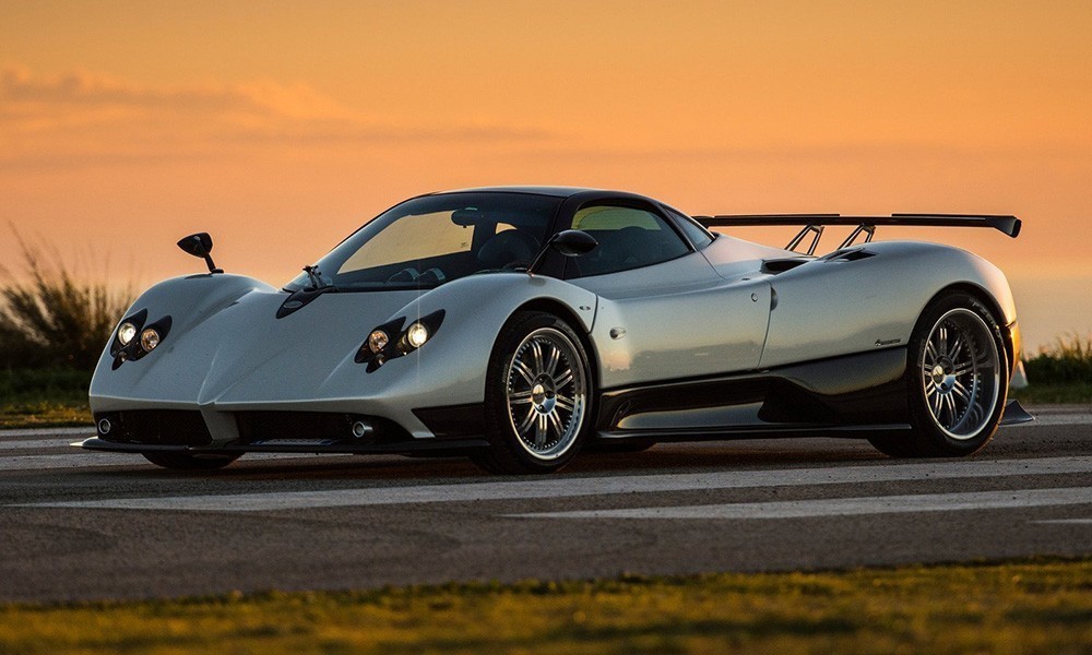 Pagani: Άραβες επενδυτές βάζουν τα πετροδόλαρά τους στην ιταλική αυτοκινητοβιομηχανία