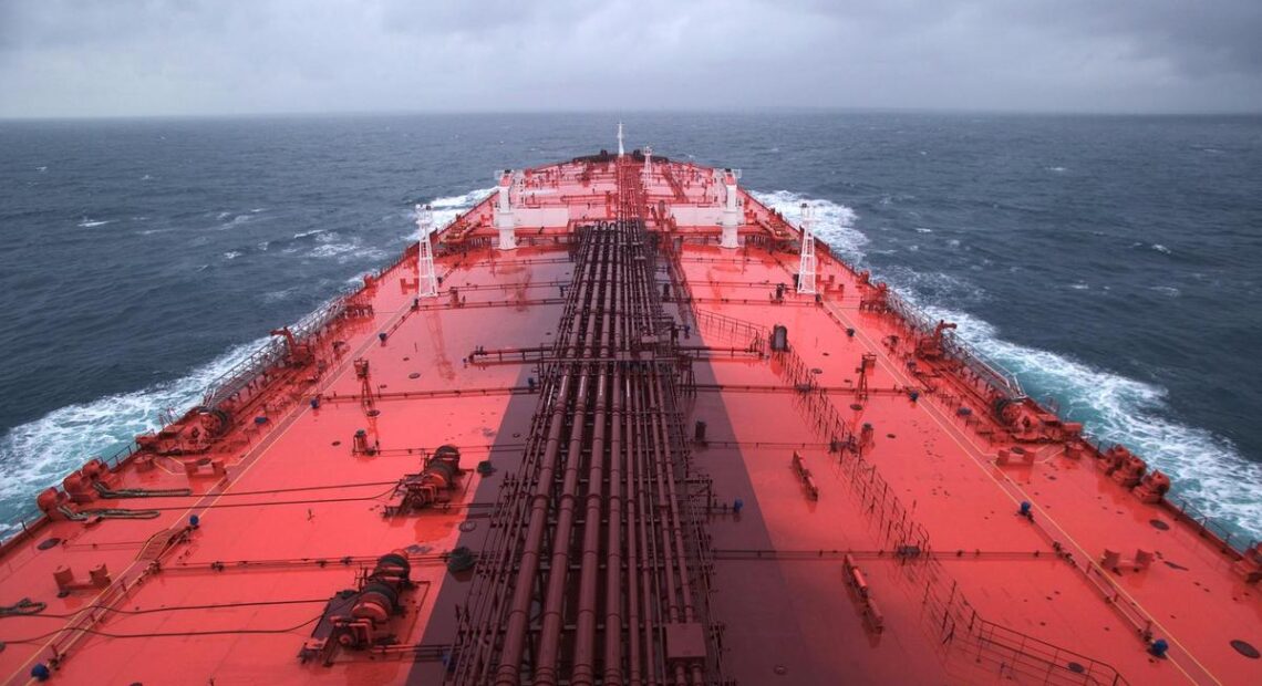Allied Shipping Research: «Ντόμινο» προκαλεί η ενεργειακή κρίση – Ποιες οι επιπτώσεις σε οικονομία και ναυτιλία