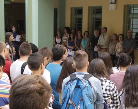 Κορωνοϊός: Αυξημένα τα κρούσματα σε παιδιά – Ανησυχία ενόψει του ανοίγματος των σχολείων