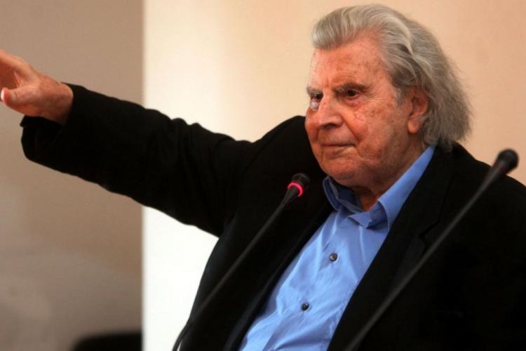 Ποιος ήταν ο Μίκης Θεοδωράκης που άλλαξε τη μουσική του 20ου αιώνα