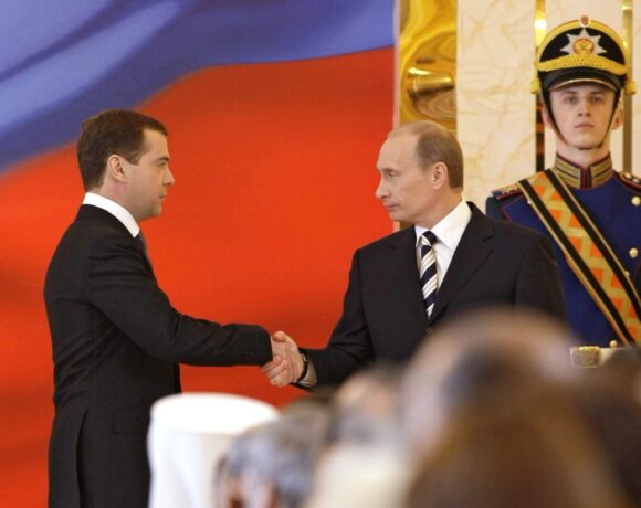 Ρωσία – Η αποτίμηση Πούτιν για το εκλογικό αποτέλεσμα – Θρίλερ με την υγεία του Μεντβέντεφ