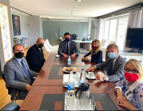 Συνάντηση Κικίλια με την ηγεσία της Accor παρουσία της Μαριάννας Λάτση