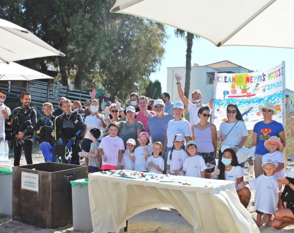 Neptune Hotels Holds Beach Cleanup Event On Kos