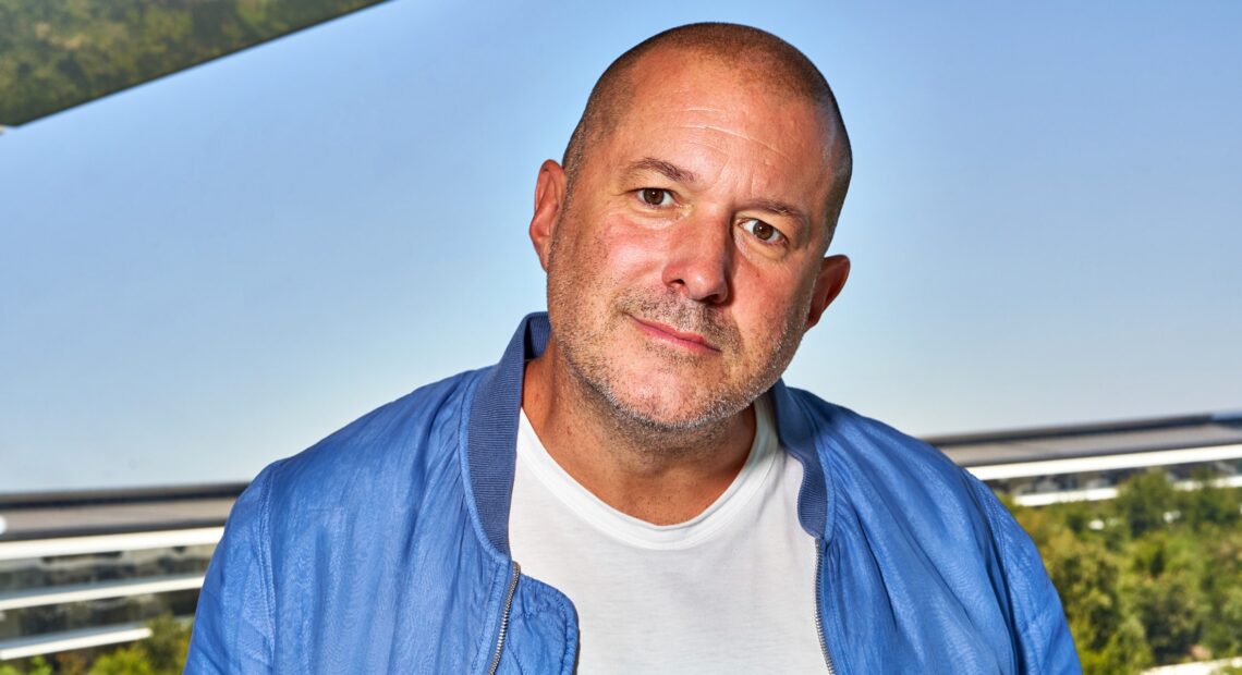O Jony Ive μετά την Apple θα συνεργαστεί με τη Ferrari