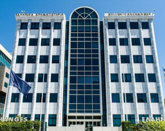 Xa: Iσχυροί κλυδωνισμοί με φόντο τον κίνδυνο χρεοκοπίας της κινεζικής Evergrande
