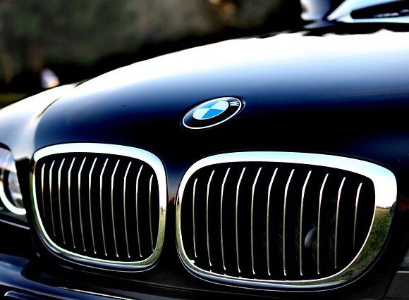 Bmw: Επεκτείνεται στην ηλεκτροκίνηση με επένδυση στο λίθιο