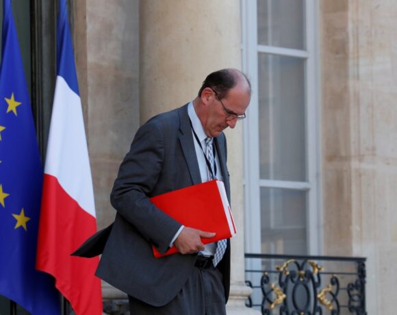 Γαλλία: Πώς θα μπλοκάρει αυξήσεις στο φυσικό αέριο μέχρι τον Απρίλιο