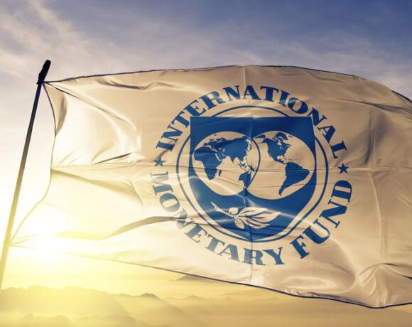 ΔΝΤ: Ζωτικής σημασίας η στήριξη βιώσιμων επιχειρήσεων