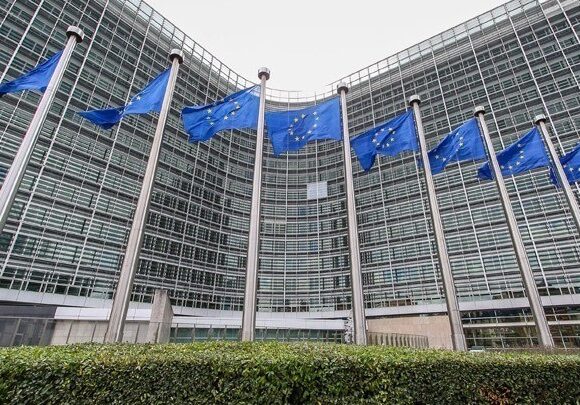 Η επιρροή απέναντι σε ΗΠΑ και Κίνα στο δείπνο των «27» στη Σλοβενία