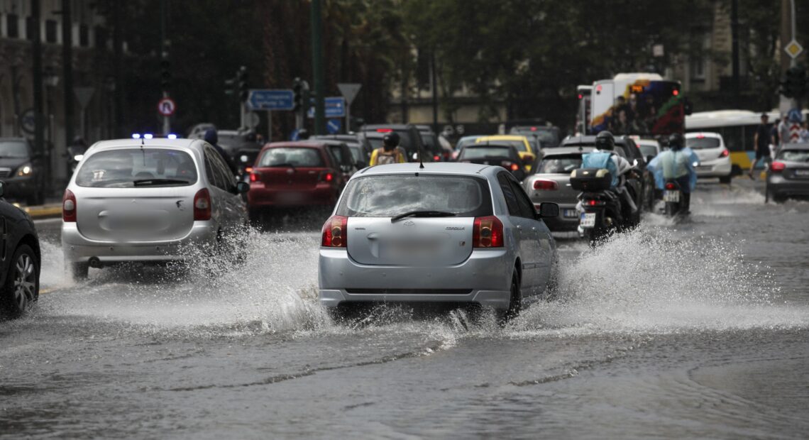 Καιρός: Νέα επιδείνωση αύριο 11 Οκτωβρίου – Πού θα σημειωθούν ισχυρές βροχοπτώσεις