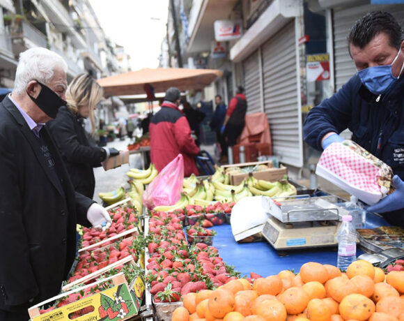 Λαϊκές αγορές: Οι παραγωγοί κατεβαίνουν τη Δευτέρα σε πανελλαδική απεργία και συλλαλητήριο