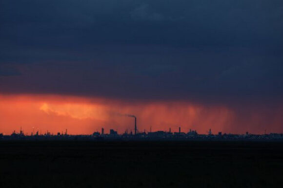 Νότια Αφρική – Πυρκαγιά σε αγωγό πετρελαίου με τρεις νεκρούς