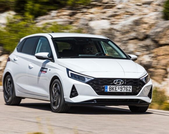 Πωλήσεις αυτοκινήτων: Το απόλυτο Top 10 της ελληνικής αγοράς (τιμές)