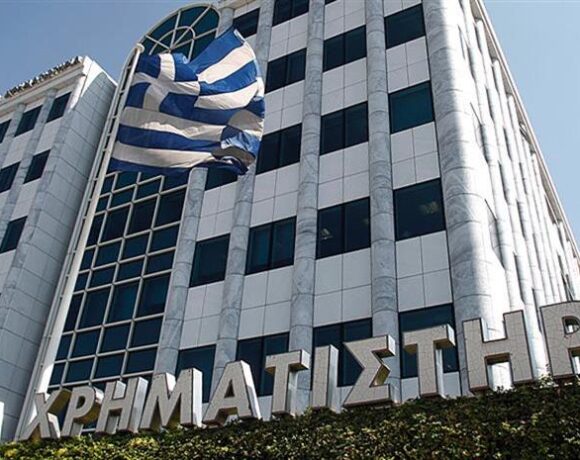 Χρηματιστήριο: Με τραπεζική βοήθεια ο Γενικός Δείκτης διατήρησε το πρόσημο