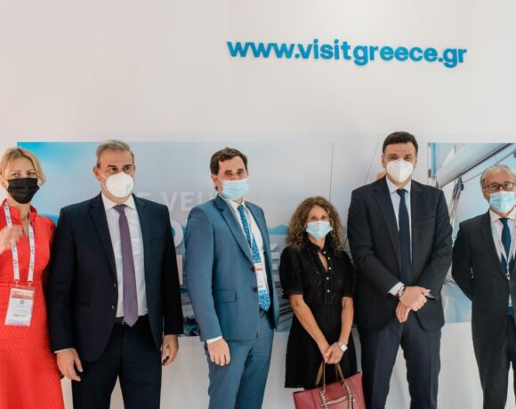 Greek Tourism Minister Wraps Up Paris Visit, Optimistic About French Market