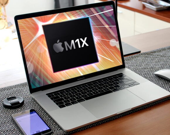 H Apple ετοιμάζεται για την παρουσίαση του Macbook Pro