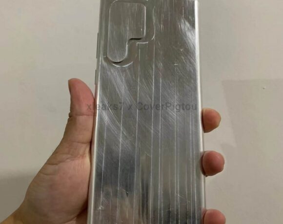 Samsung Galaxy S22: Εμφανίζεται μεταλλικό Dummy της συσκευής