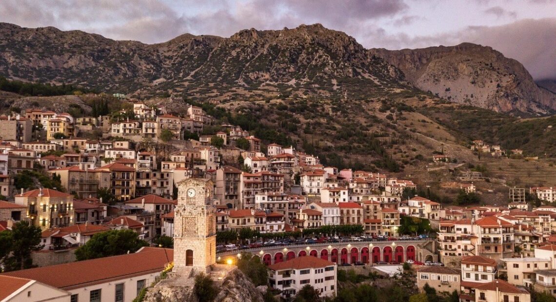 Αράχωβα: Τι άλλαξε εκεί τα δύο τελευταία χρόνια