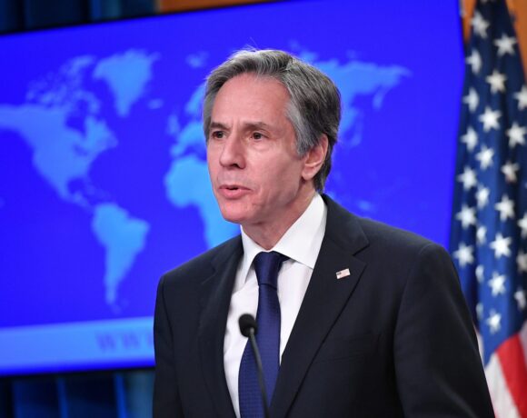 ΗΠΑ – Ο Μπλίνκεν συνομίλησε με τον αρχηγό των ενόπλων δυνάμεων του Σουδάν