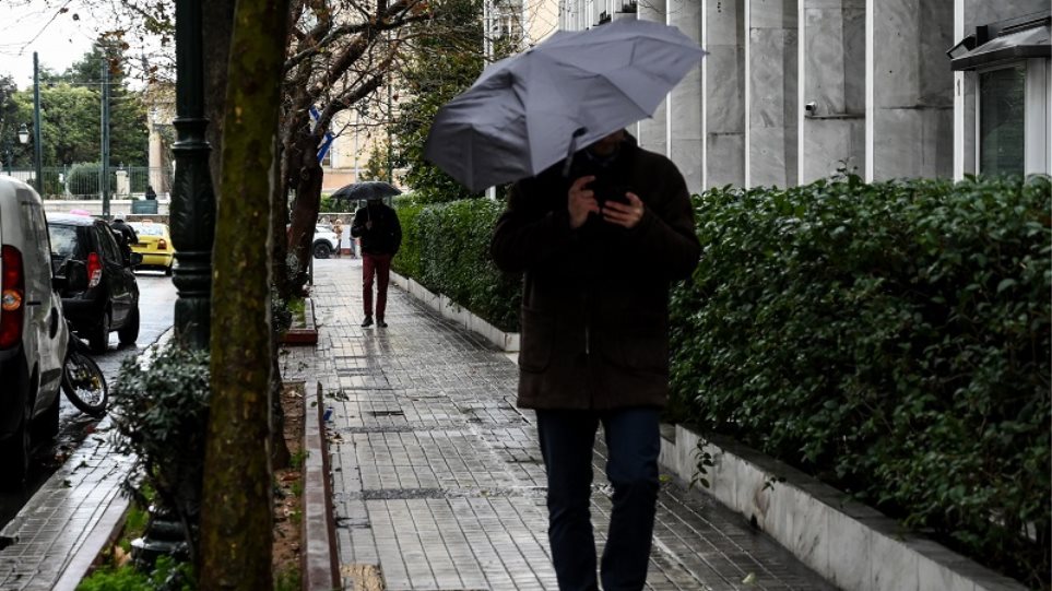 Καιρός: Τι είναι η νεφική μάζα που έρχεται την Κυριακή – Ποιες περιοχές θα επηρεάσει (vid)