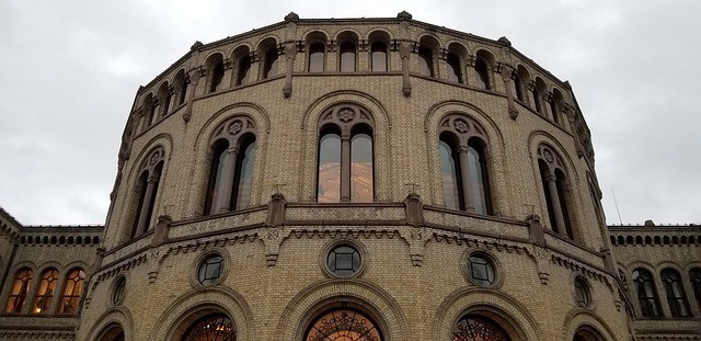 Νορβηγία: Παραιτήθηκε η πρόεδρος της Βουλής – Έρευνα για πιθανή κατάχρηση υπηρεσιακής κατοικίας