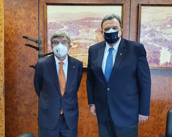 Ο Μπαχ επίτιμος πρόεδρος της ΔΟΑ