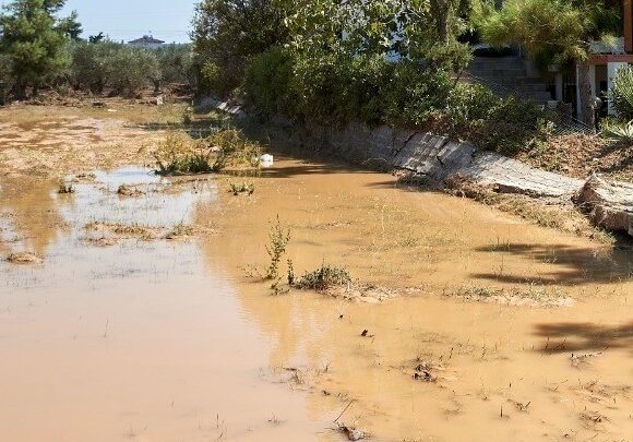 Πάτρα: Προβλήματα σε παραλιακές περιοχές της πόλης από το κύμα κακοκαιρίας