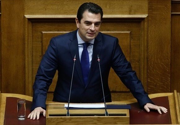 Σκρέκας: Nομοθετικές πρωτοβουλίες για αποθήκευση ενέργειας και υλοποίηση έργων ΑΠΕ