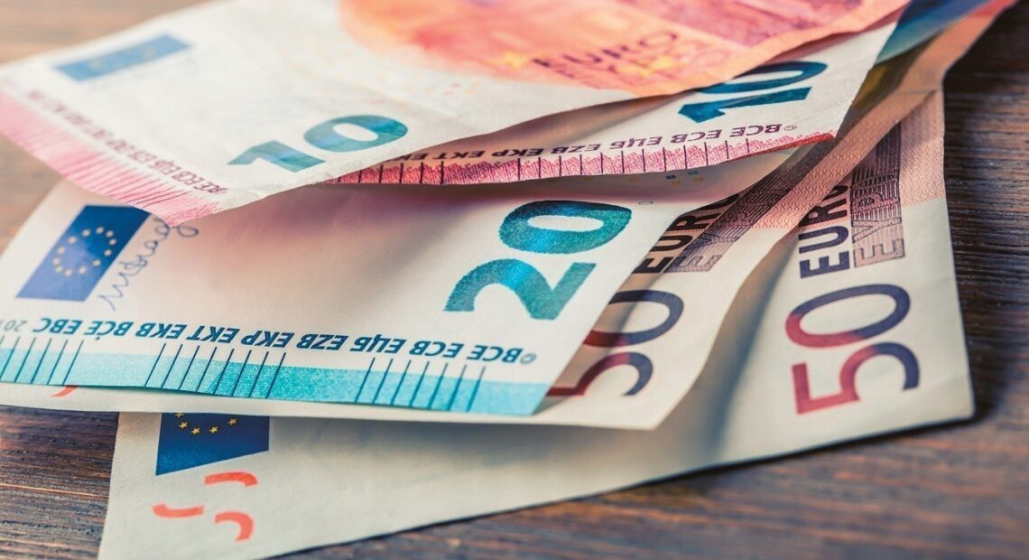 Τηλεργασία: Τι αποζημίωση δικαιούστε για εξοπλισμό και τηλεπικοινωνίες