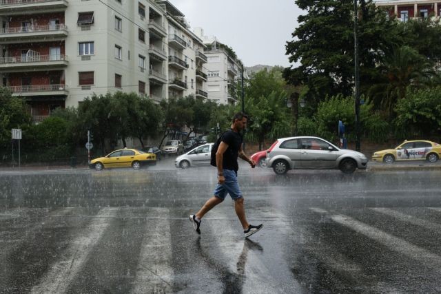 Χαλάει ο καιρός την Παρασκευή: Βροχές και τοπικές καταιγίδες – Χιονοπτώσεις στα βόρεια ορεινά