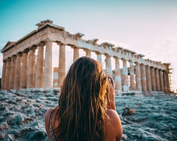 Explore And Stay In Athens The ‘divani’ Way!