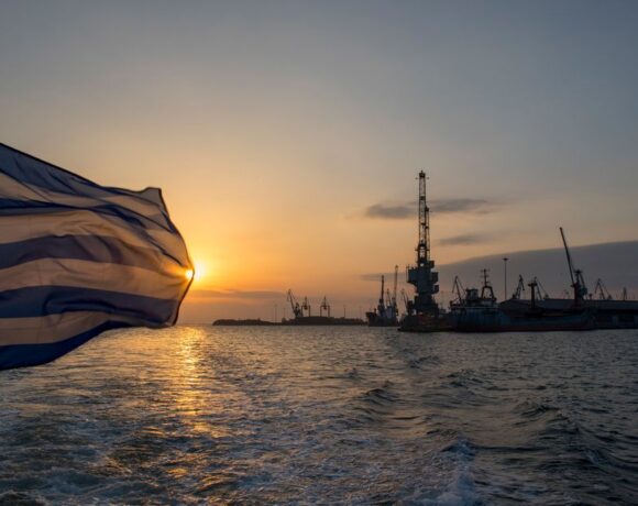 Lloyd’s List: Οι 10 κορυφαίοι Έλληνες στο Top 100 της παγκόσμιας ναυτιλίας
